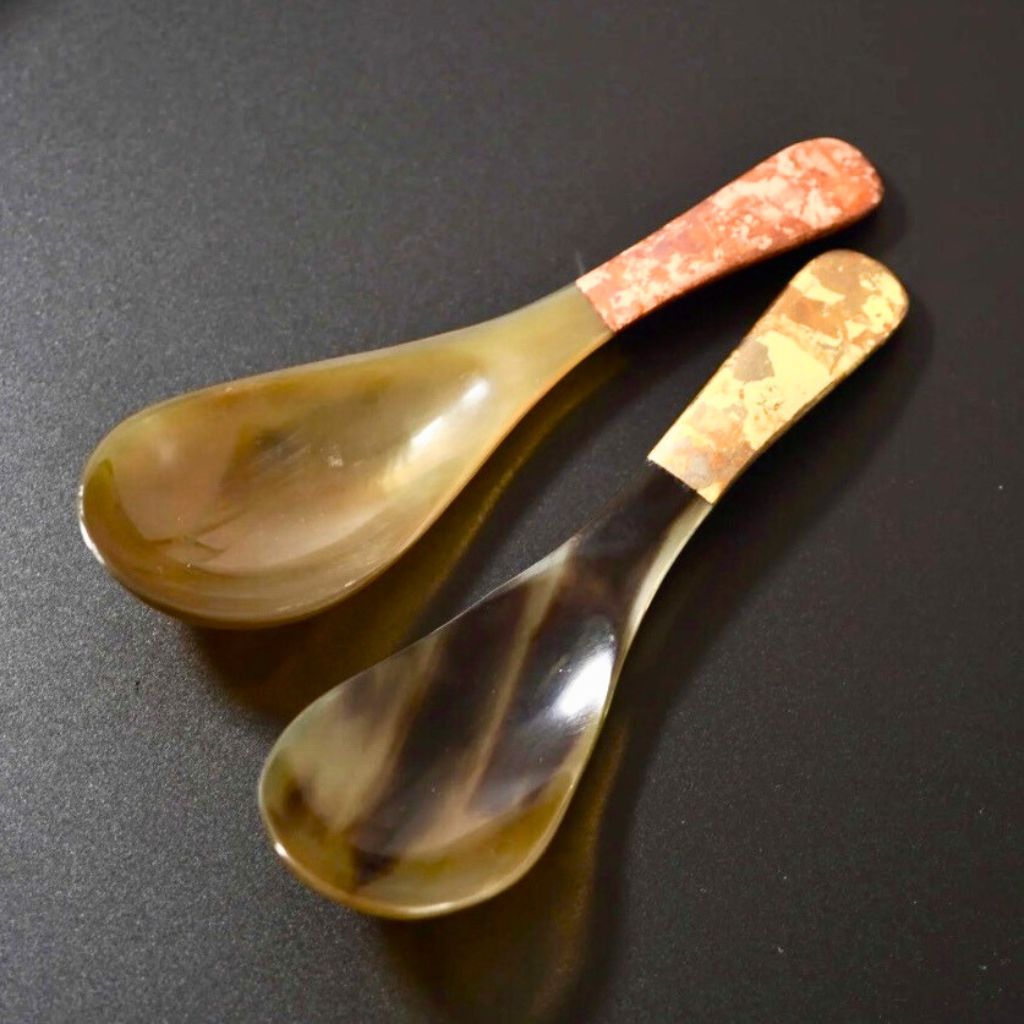 箔ちらし 水牛レンゲ – 漆器 高翆