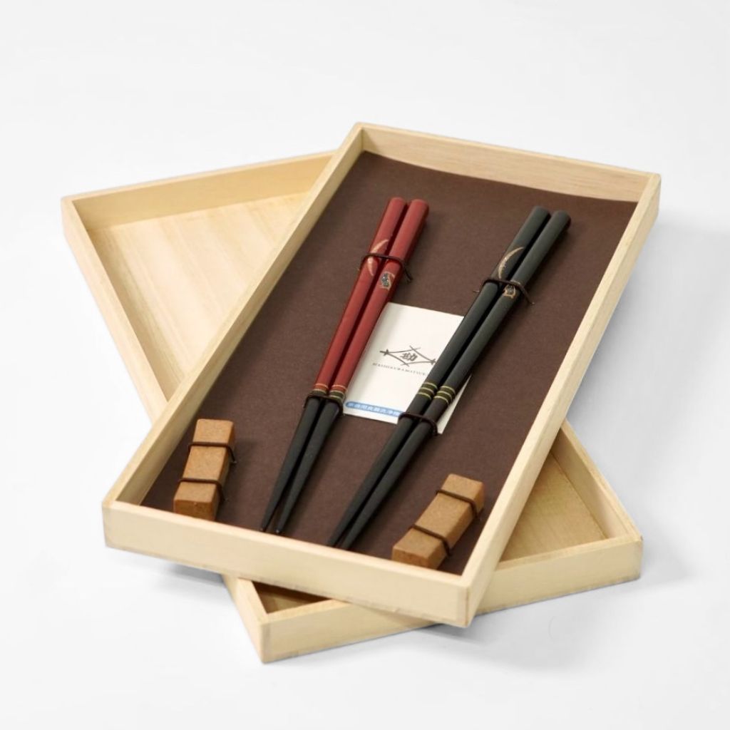 若狭 食洗機対応 螺鈿月うさぎ 箸置付夫婦箸(21cm/23cm)