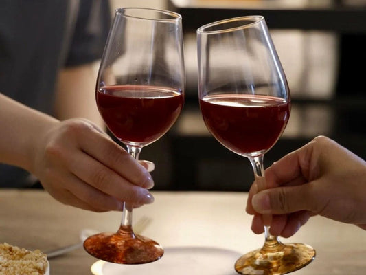 艶やかな漆の器で、二人の新生活を華やかに彩る結婚祝いを。