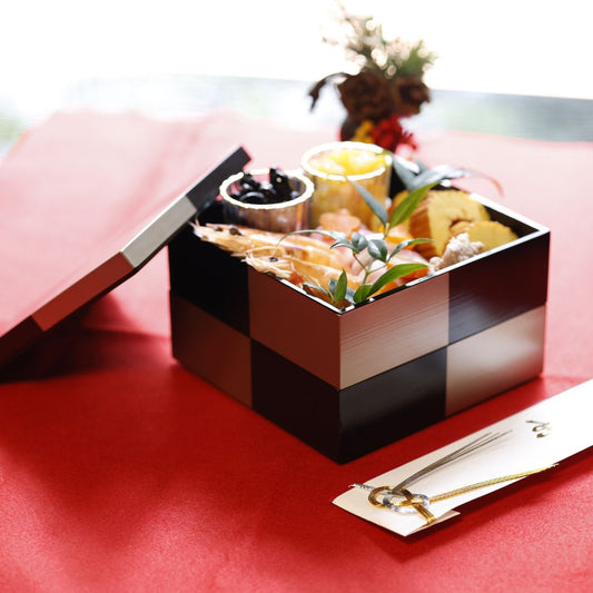 一年の始まりに、上質な漆器を。