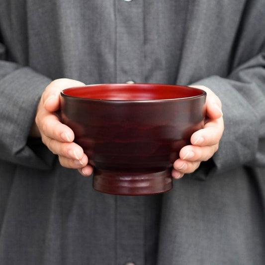 心まであたたまる、わが家の大椀。 具だくさんのお味噌汁も、お雑煮も、この一椀で。