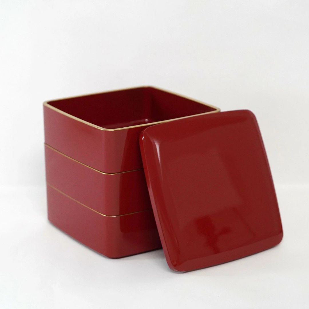 迎春漆器セット (5.0都三段重朱渕金・小判屠蘇器朱渕金)