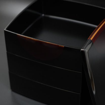 越前 日月白檀 三段重