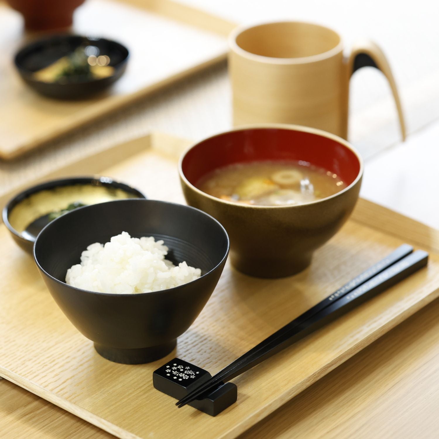 月見兎＆なごり桜 箸置付夫婦箸 – 漆器 高翆