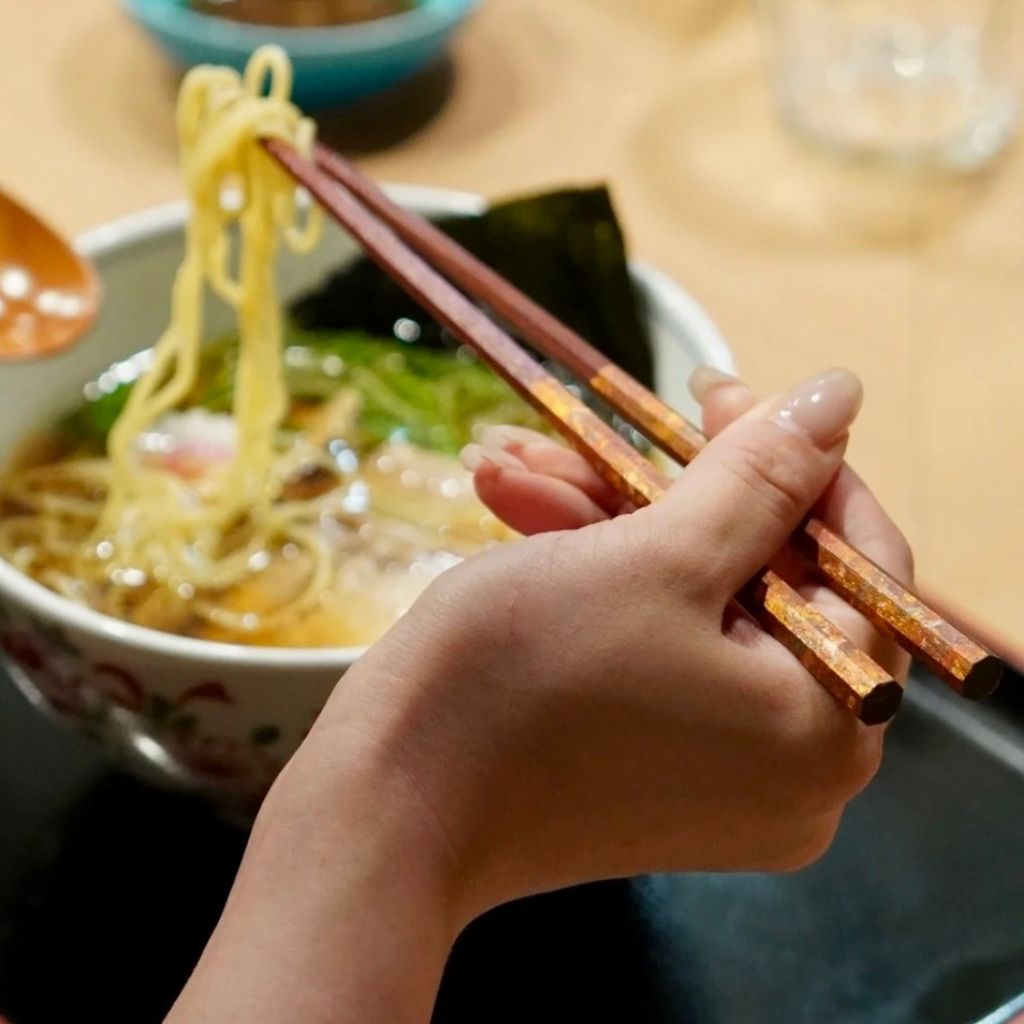 箔ちらし 箸 八角