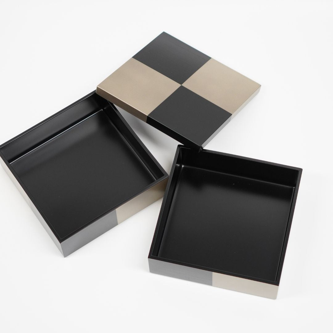 越前 二段重 黒ハケ目市松