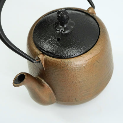 南部鉄器　越前塗　うるしポット なつめ型