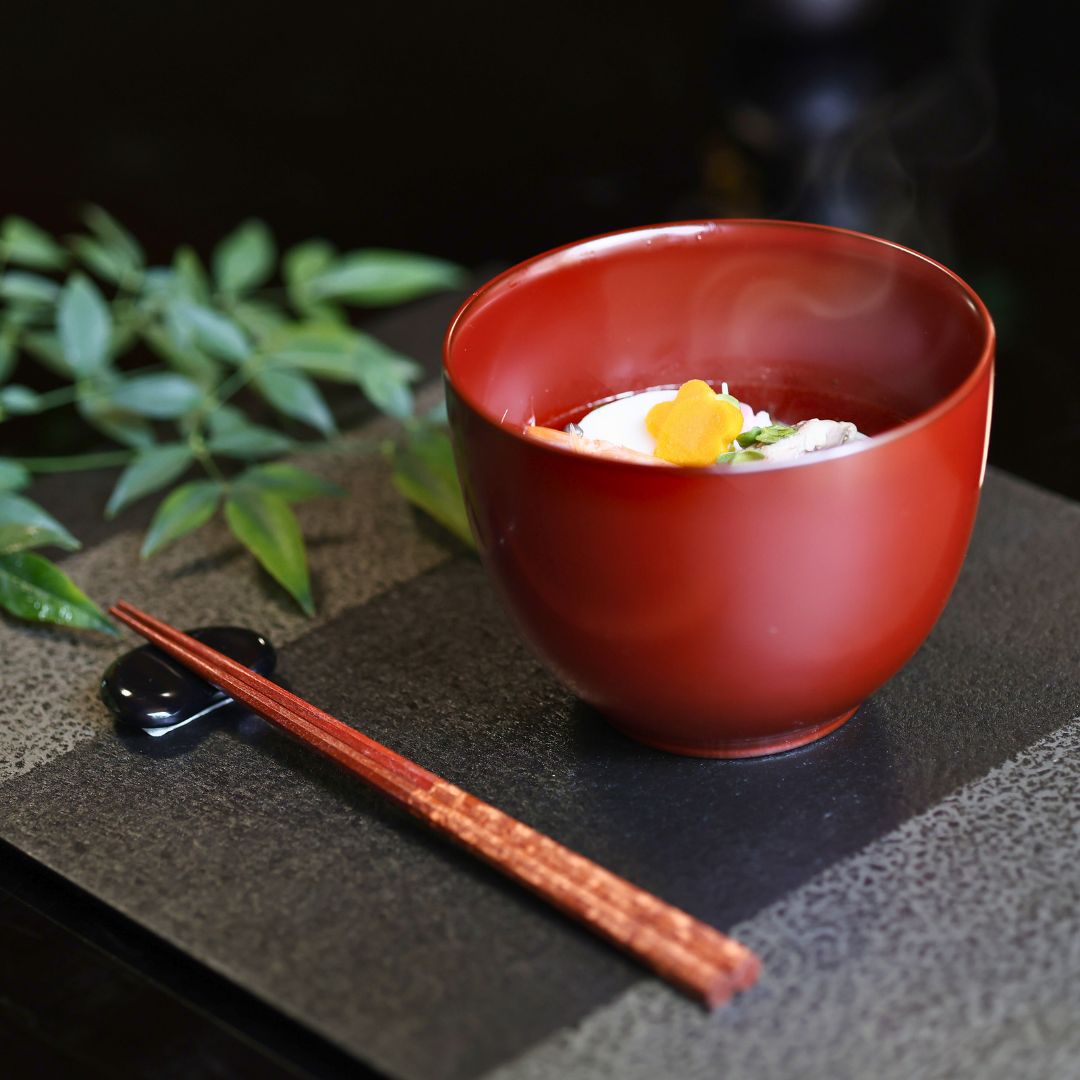 心まであたたまる、わが家の大椀。 具だくさんのお味噌汁も、お雑煮も
